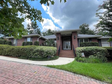 5955 Hermitage Dr, Pensacola, FL 32504 - photo 2