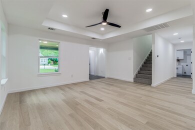 322 W Johnson St, Denison, TX 75020 - photo 5