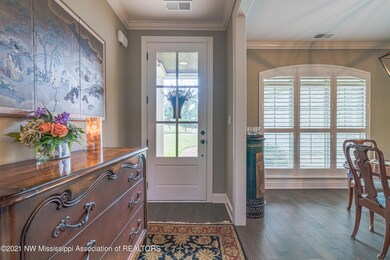 214323_7-snapsold-print-4049-courtyard-d