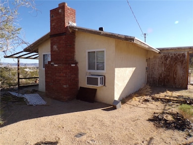 50573 Cholla Rd, Johnson Valley, CA 92285 - photo 4