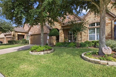 The front yard is maintained by the HOA.