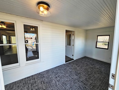 203 1st St SW, Lake Preston, SD 57249 - photo 3