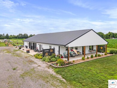 15534 E Franklin St, Green Ridge, MO 65332 - photo 2