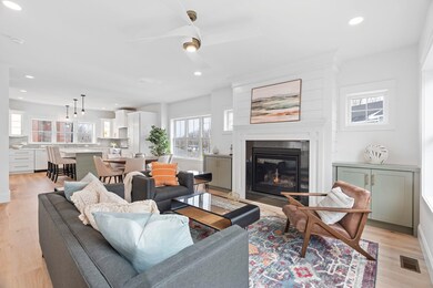 50 Cate St unit 6, Portsmouth, NH 03801 - photo 2