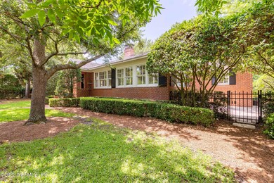 1678 Pine Grove Ave, Jacksonville, FL 32205 - photo 6