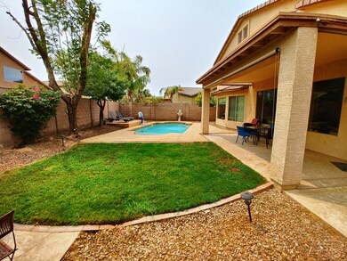 3139ERunawaybaybackyard