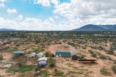 8127 E Chippewa St, Hereford, AZ 85615 - photo 3