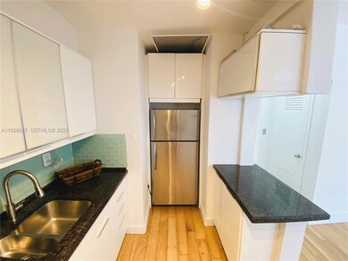 6881 Bay Dr unit 11, Miami Beach, FL 33141 - photo 7