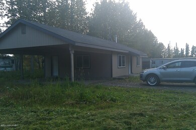 carport and side