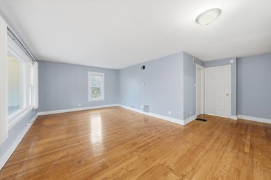 18335 Sherman St unit 2, Lansing, IL 60438 - photo 3