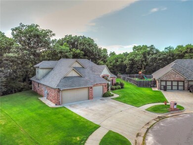 Large lot 2/3 acre MOL in the city
