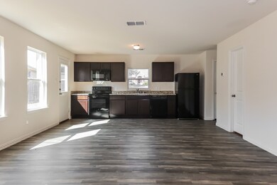 1610 Linda Dr, Sherman, TX 75090 - photo 6