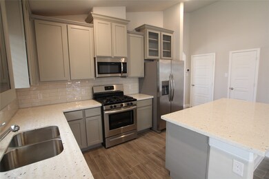 5322 Camerford Ct, Alvin, TX 77511 - photo 5