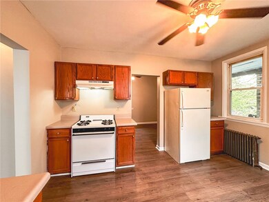 276 13th St unit 2, Ambridge, PA 15003 - photo 5