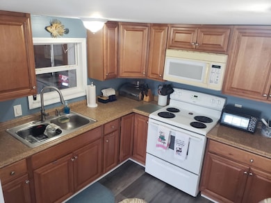 2525 Gulf City Rd unit 16, Ruskin, FL 33570 - photo 7