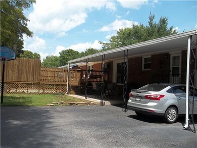 112 Burrum Dr, Shelbyville, TN 37160 - photo 3