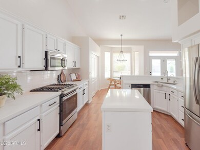 3064 N Sawyer St 20230303-DSC_6626