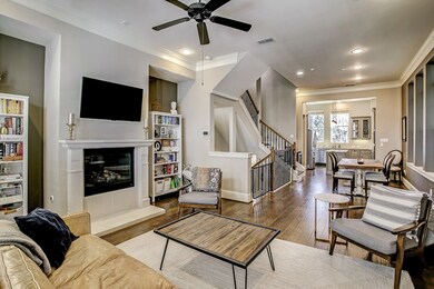 816 Yale St unit B, Houston, TX 77007 - photo 4