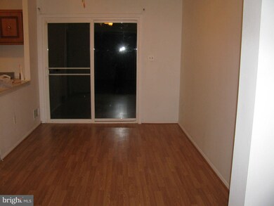 2922 Wren Ct, Woodbridge, VA 22191 - photo 5