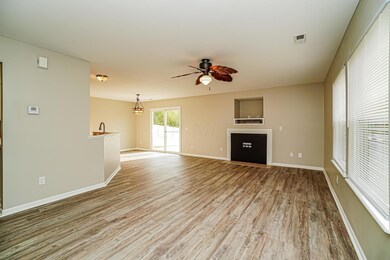 5080 Maple Valley Dr, Columbus, OH 43228 - photo 4