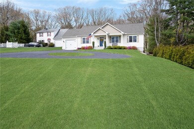 717 Commonwealth Ave, Warwick, RI 02886 - photo 4