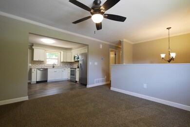 4 living room to kitchen