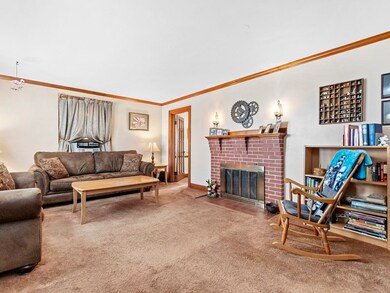 66 Prentice St, Waltham, MA 02451 - photo 4