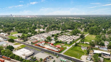 2320 W Division St-10 copy