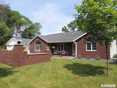 1321 4th Ave N, Menomonie, WI 54751 - photo 2