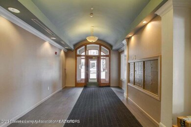 Foyer mail box entrance