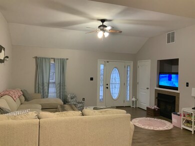 2016 Chris Dr, Lawrenceburg, KY 40342 - photo 3