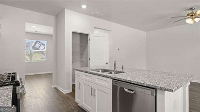 5437 Baybrook Cir, South Fulton, GA 30349 - photo 7