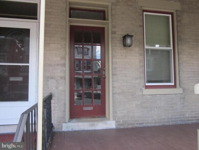 129 Pearl St, Lancaster, PA 17603 - photo 2