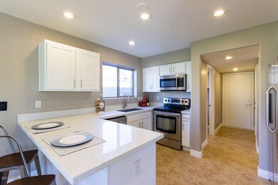 Kitchen (3)-SMALL