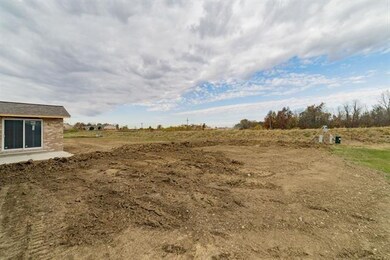 400 Prestige Dr, Muncie, IN 47303 - photo 2