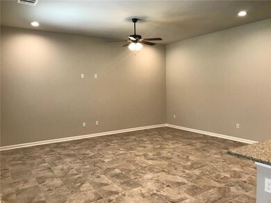 5037 Park Shore Dr, Marrero, LA 70072 - photo 4