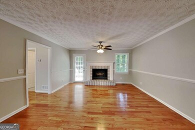 4281 Keheley Lake Dr NE, Marietta, GA 30066 - photo 2