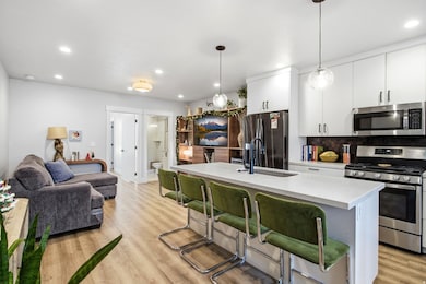 423 E 2100 S unit 202, Salt Lake City, UT 84115 - photo 5