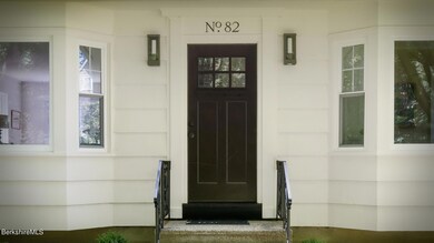 82 Old Stockbridge Road