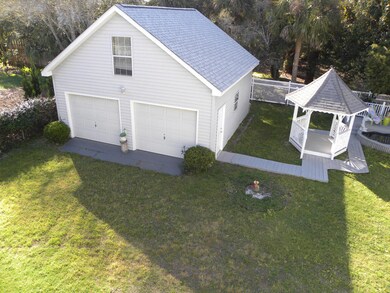 207 Detached Garage