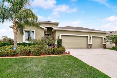 Beautiful Lantana model with upgraded 3rd car opti