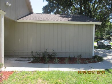 8429 Spicewood Dr, Jacksonville, FL 32216 - photo 2