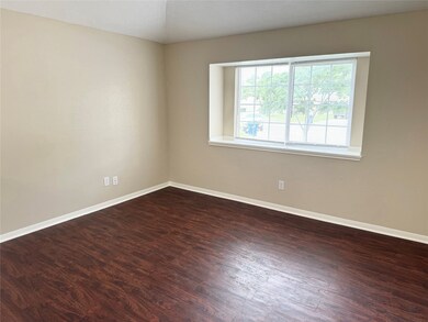 1018 Afton Ct, Tomball, TX 77375 - photo 4