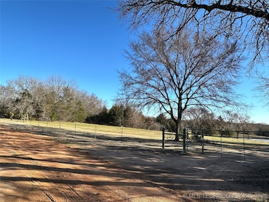 6806 Rock Creek Loop, Tishomingo, OK 73460 - photo 4