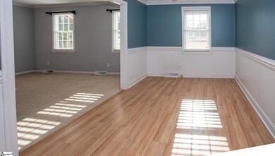 512 Brooks Rd, Mauldin, SC 29662 - photo 5