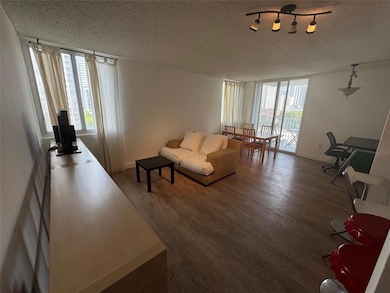 The Madison unit W703, Miami, FL 33136 - photo 5