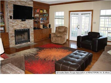 The Den has real wood floors, tray ceiling, newer 
