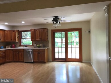 1445 Crofton Pkwy, Crofton, MD 21114 - photo 7