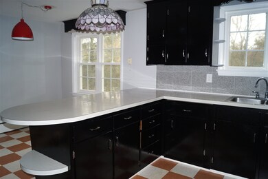 395 Mammoth Rd, Pelham, NH 03076 - photo 7