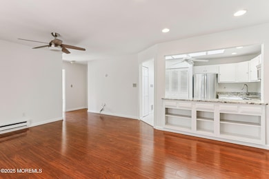 163 Lexington Ct, Red Bank, NJ 07701 - photo 7